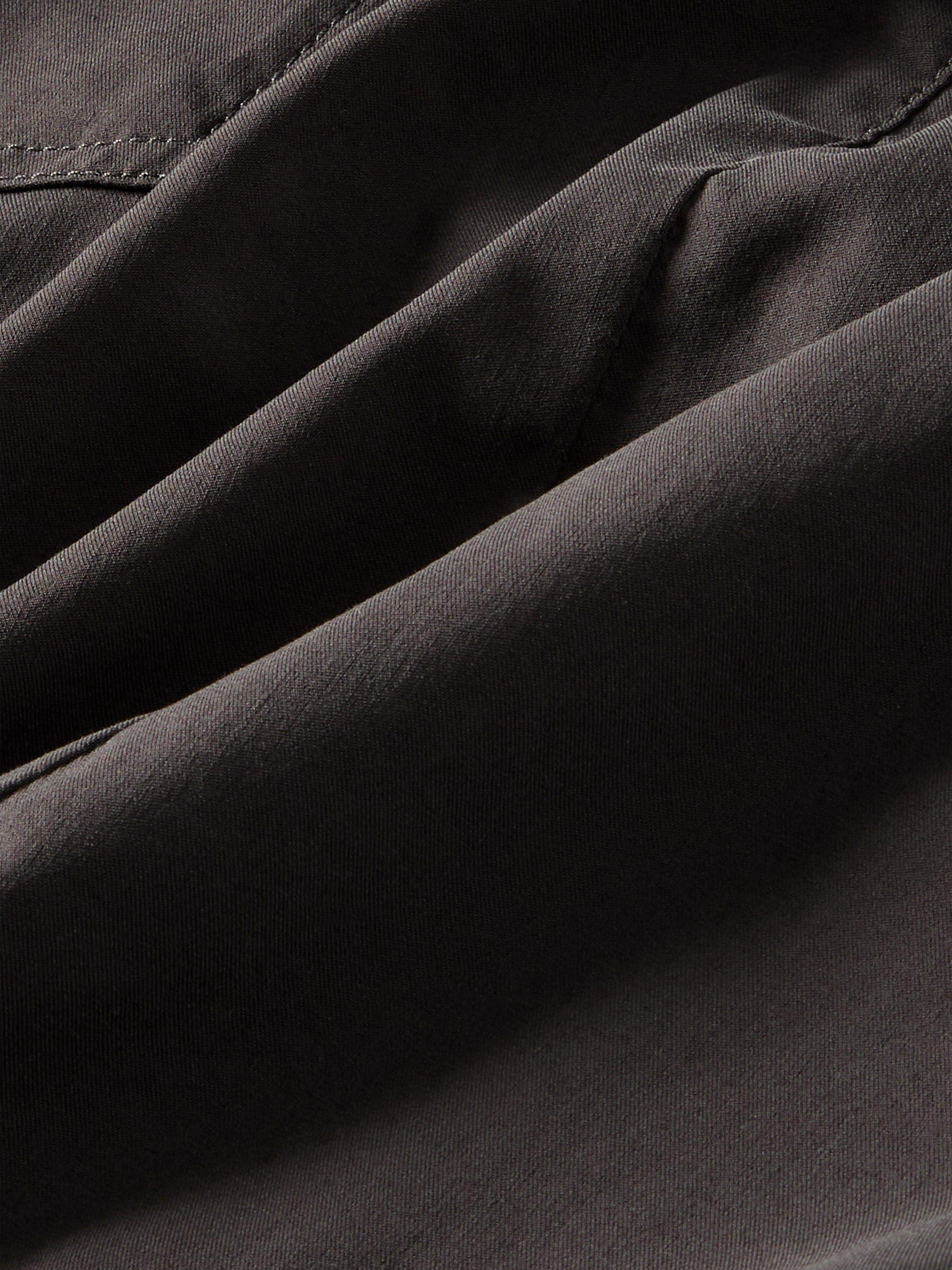 Movement™ 5-Pocket Pant - Graphite