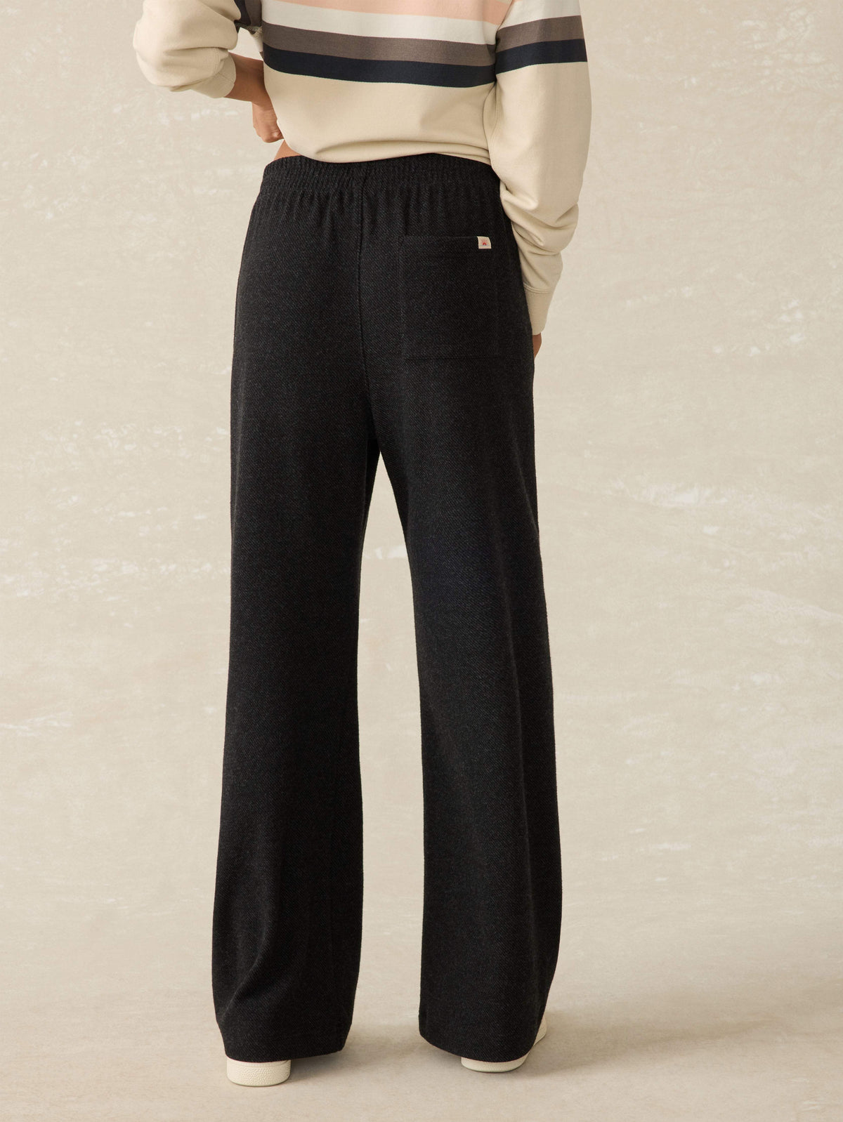 Legend™ Lounge Wide Leg Pant - Heathered Black Twill