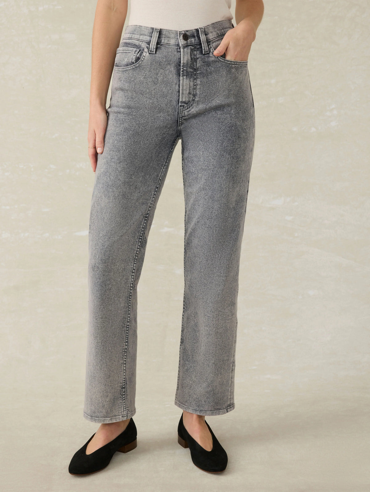 Slim Straight Sunwashed Denim - Washed Black