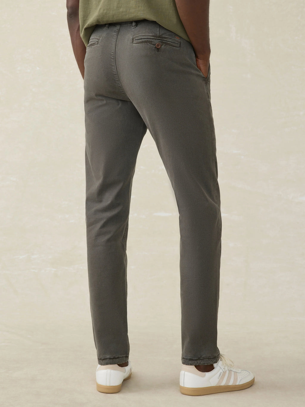 Coastline Stretch Chino - Faded Black